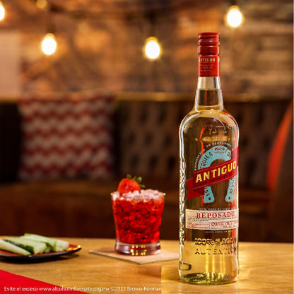 Tequila Herradura Antiguo Reposado 700 ml