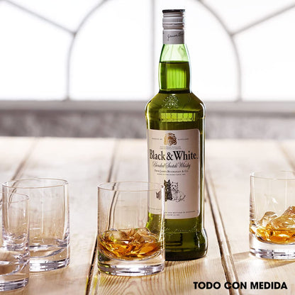 Whisky Black And White 700 ml